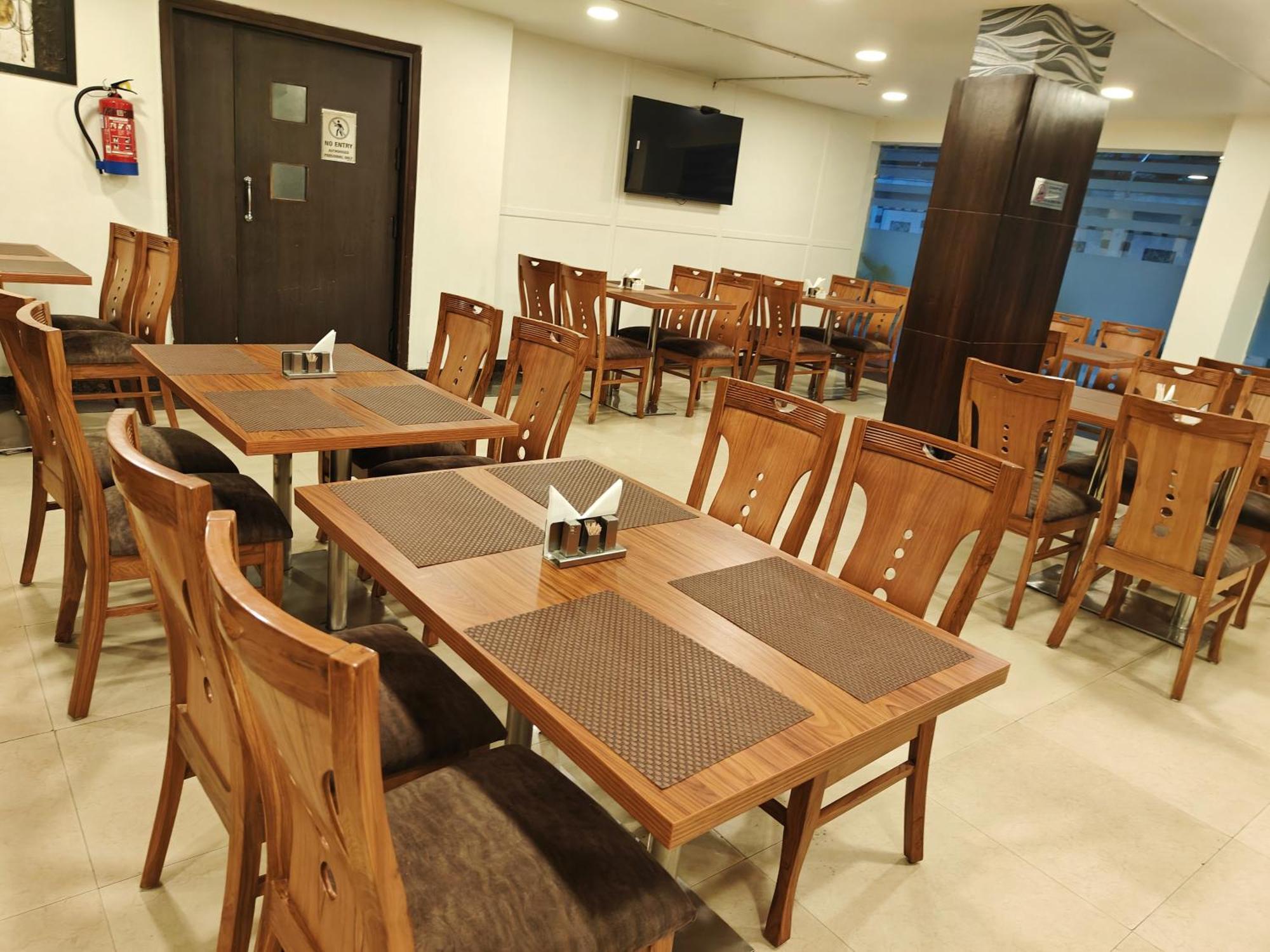 Rosemallow Hotel New Delhi Exteriör bild
