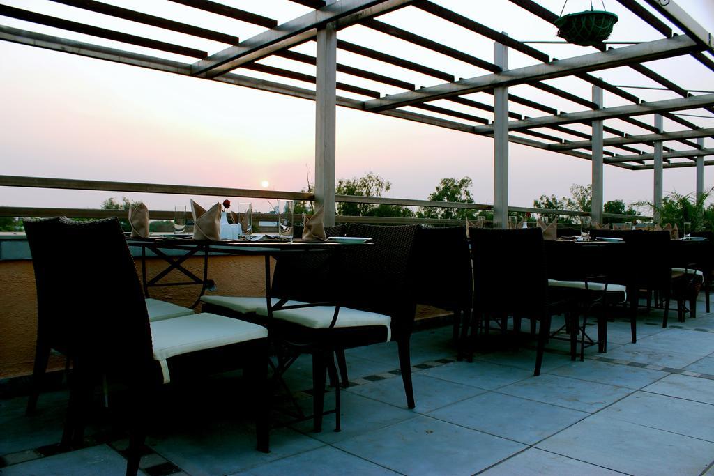 Rosemallow Hotel New Delhi Exteriör bild