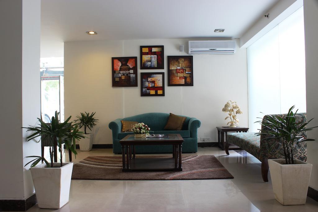 Rosemallow Hotel New Delhi Exteriör bild