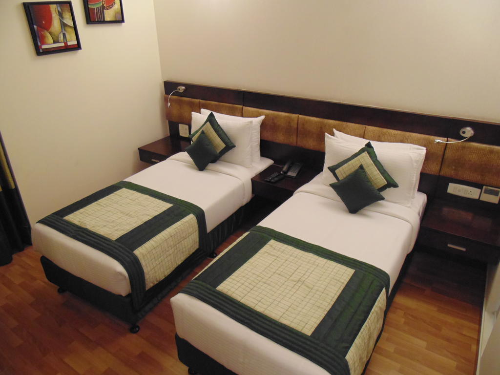 Rosemallow Hotel New Delhi Exteriör bild